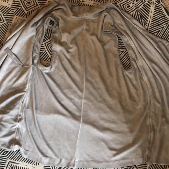 Tart gray Vest with pockets size small - Picture 6 of 8